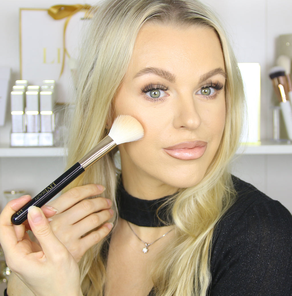 108 ANGLED BLUSH BRUSH