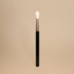 111 THE MULTITASKER BRUSH