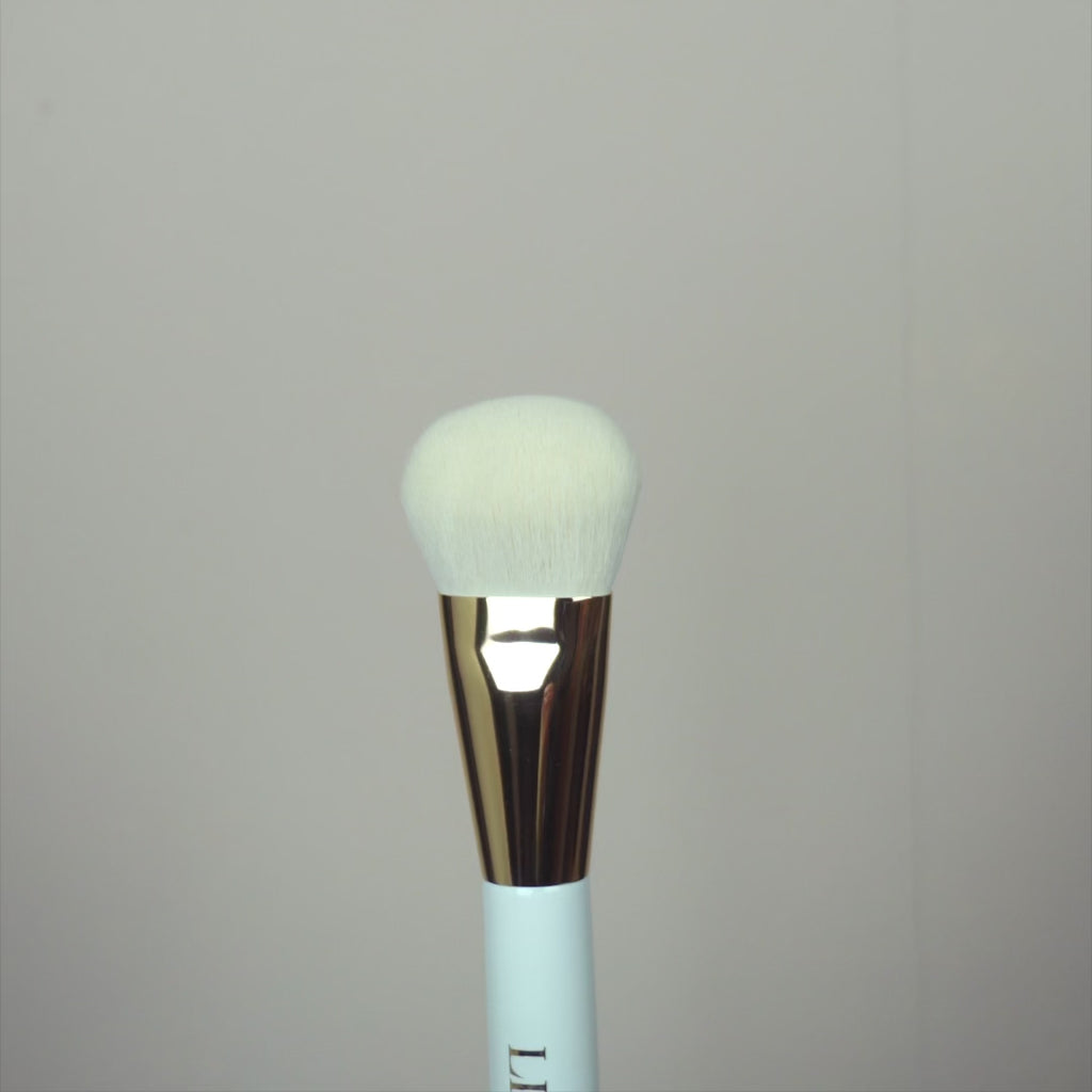 <tc>BRONZE ME UP BRUSH</tc>