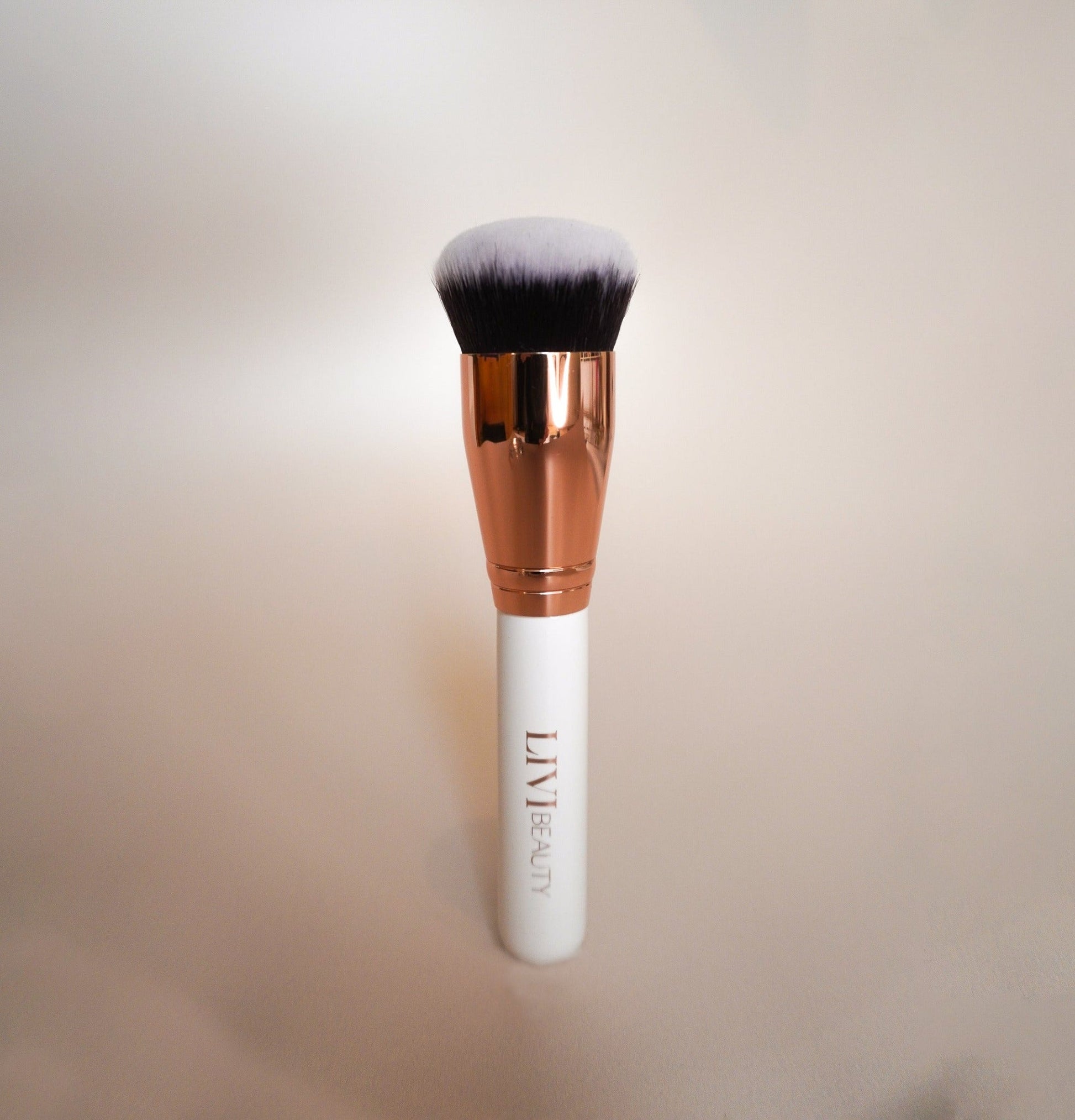 101 FOUNDATION BRUSH Makeup Brushes LIVI BEAUTY 