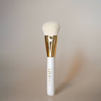 BRONZE ME UP BRUSH - LIVI BEAUTY