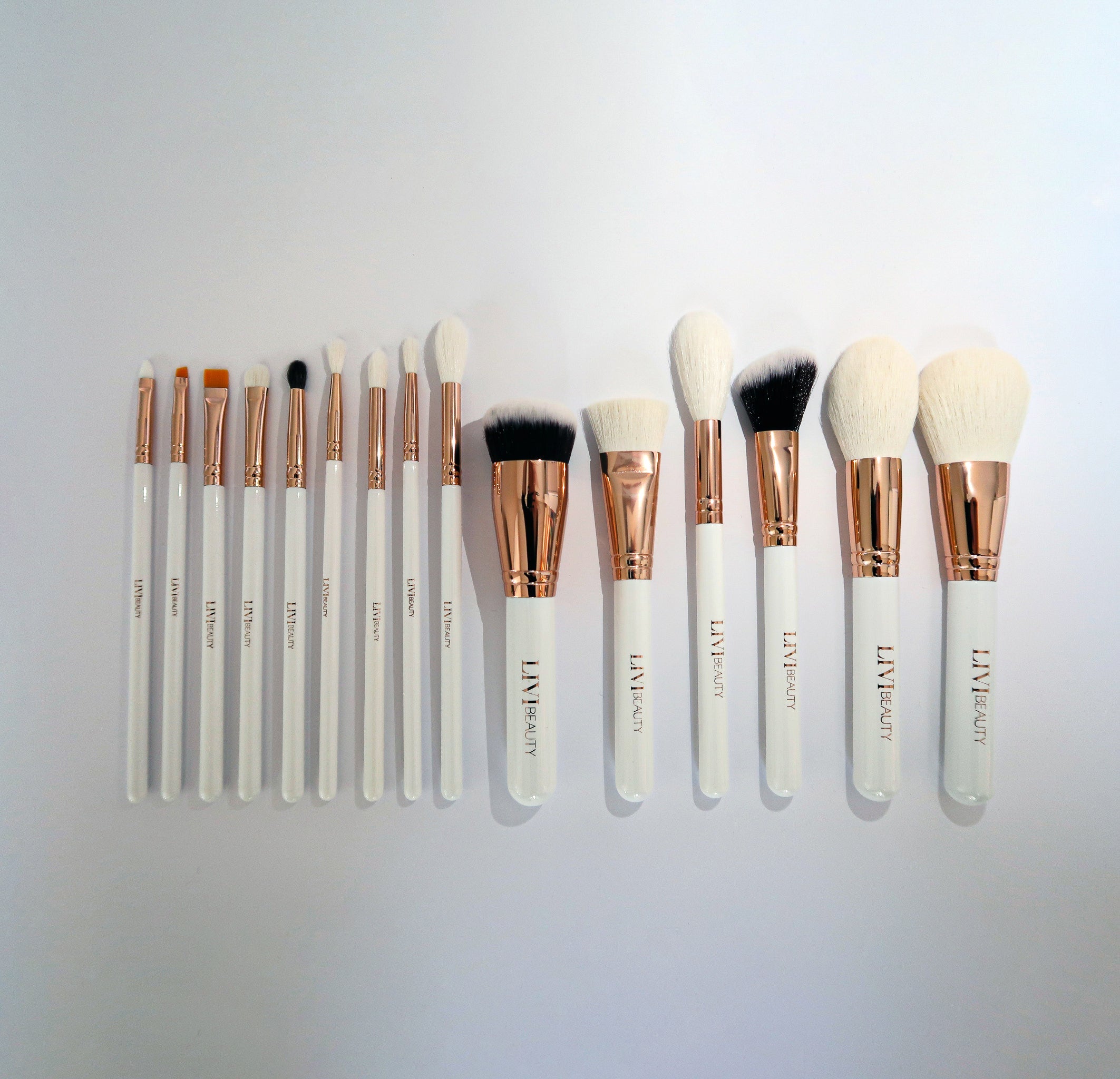 THE COMPLETE BRUSH BUNDLE - LIVI BEAUTY