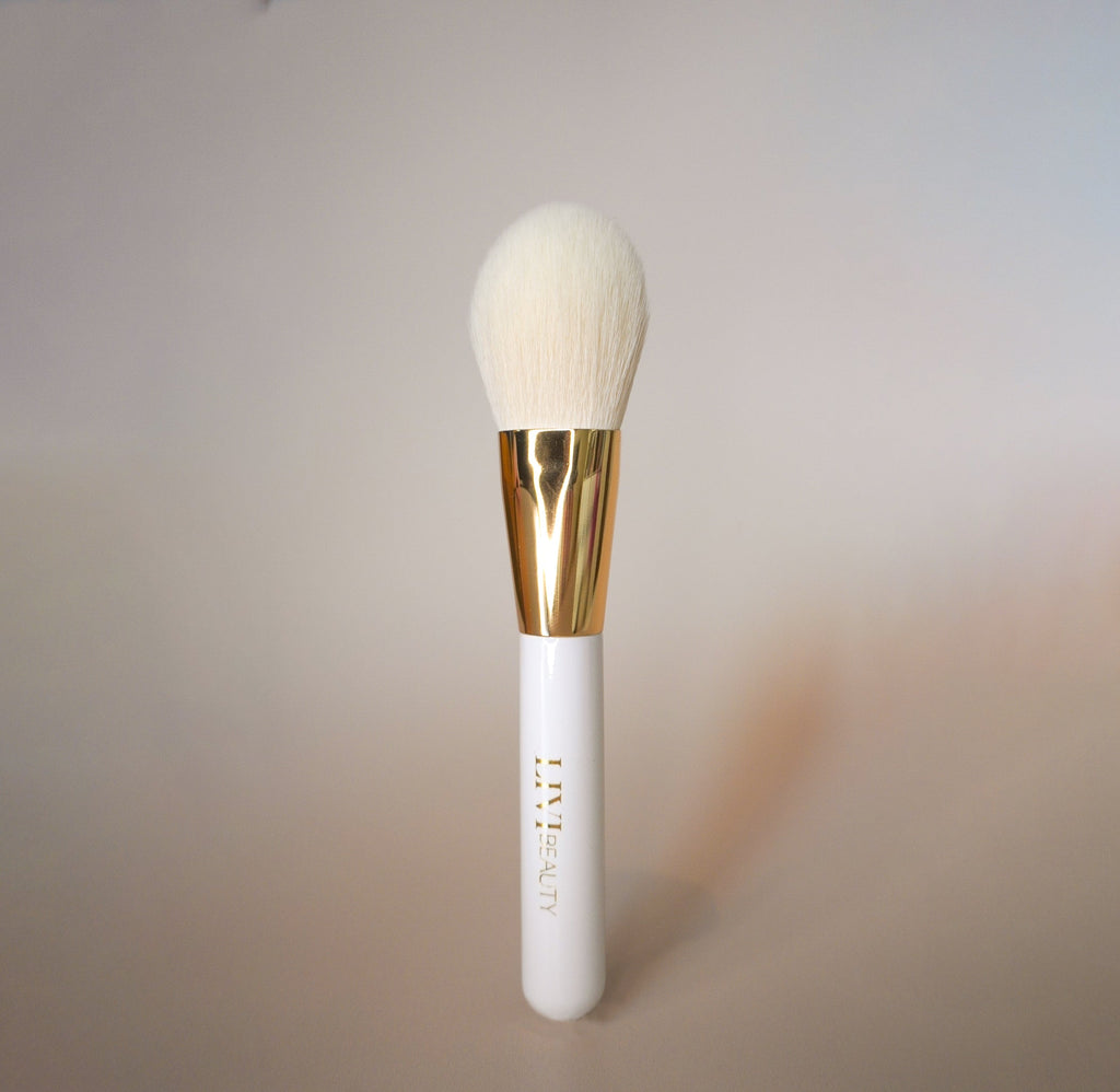 FLAT POWDER BRUSH - LIVI BEAUTY