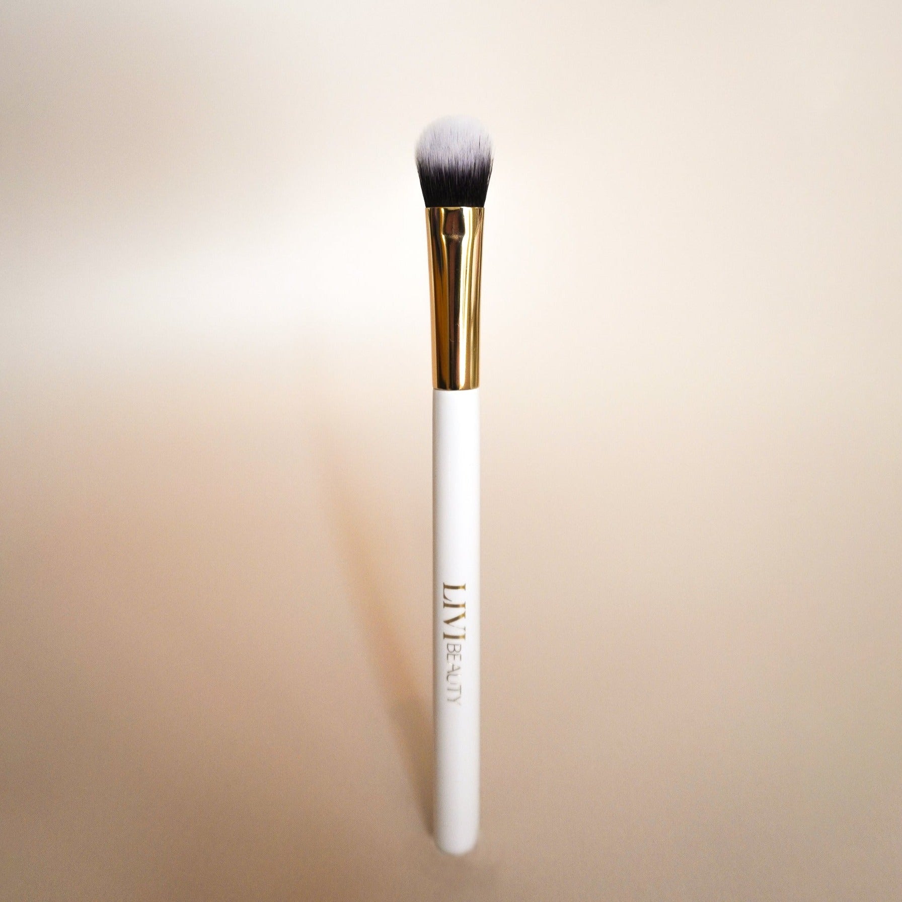 CONCEAL IT BRUSH Makeup Brushes LIVI BEAUTY 