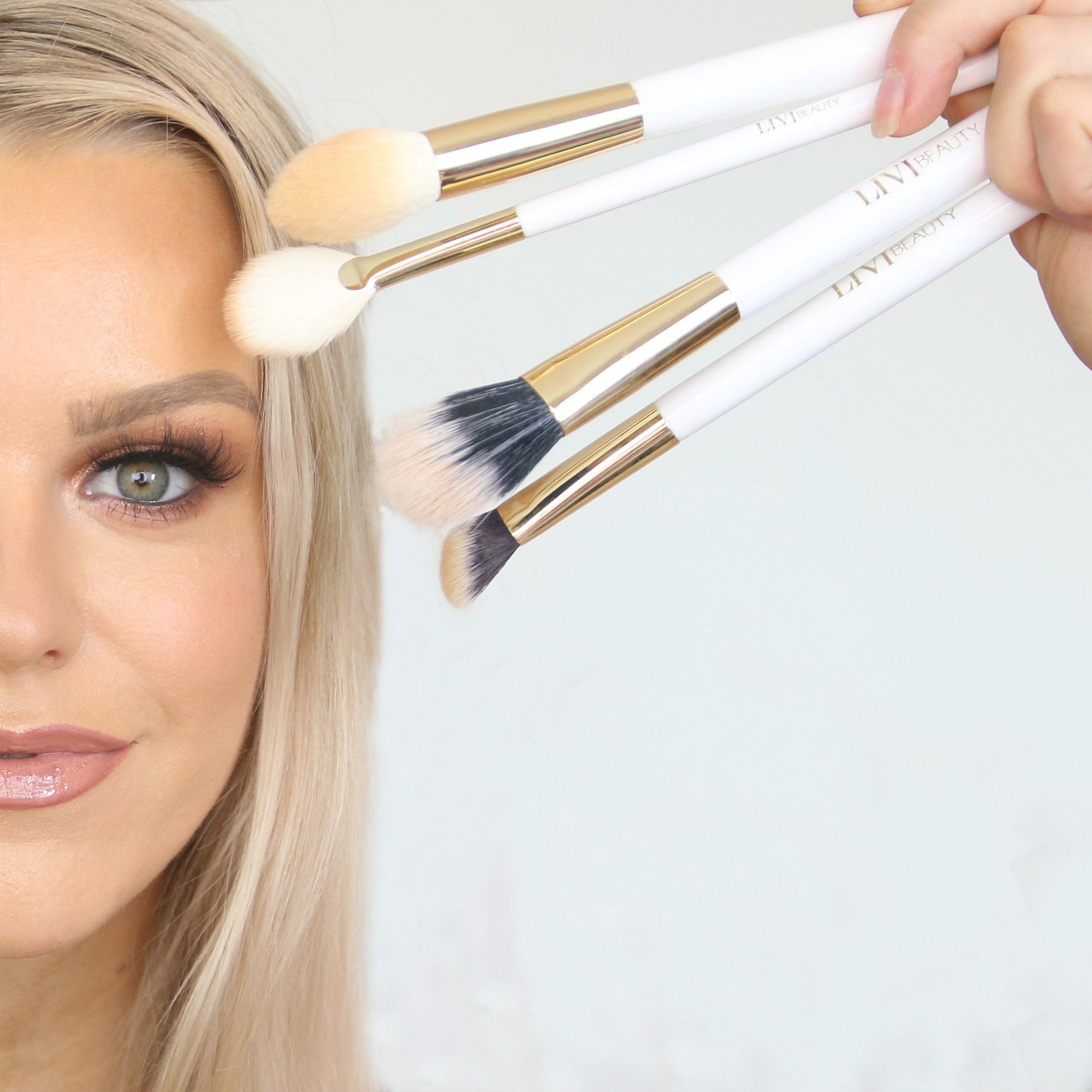 GOLD GLAM BRUSH SET Makeup Brushes LIVI BEAUTY 