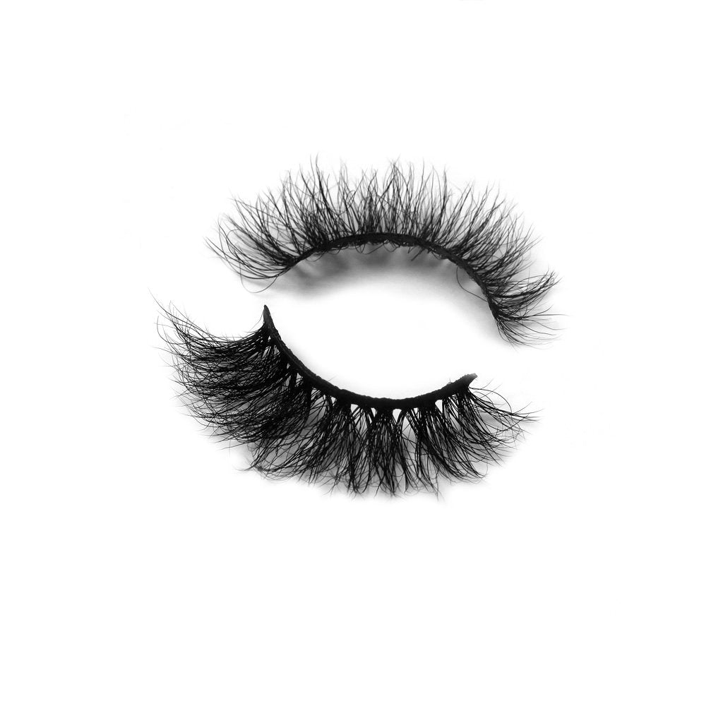 LIFESTYLE Mink Lashes LIVI BEAUTY 