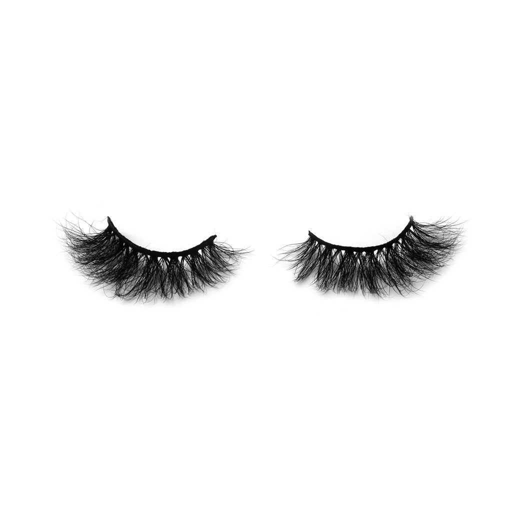 LIFESTYLE Mink Lashes LIVI BEAUTY 